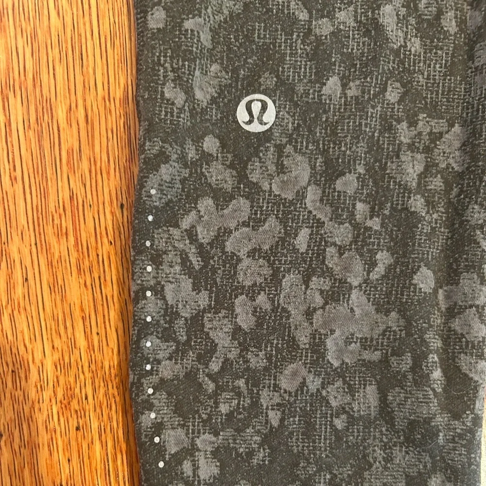 Lululemon Wunder Under High-Rise Leggings – Floral Jacquard – Size S